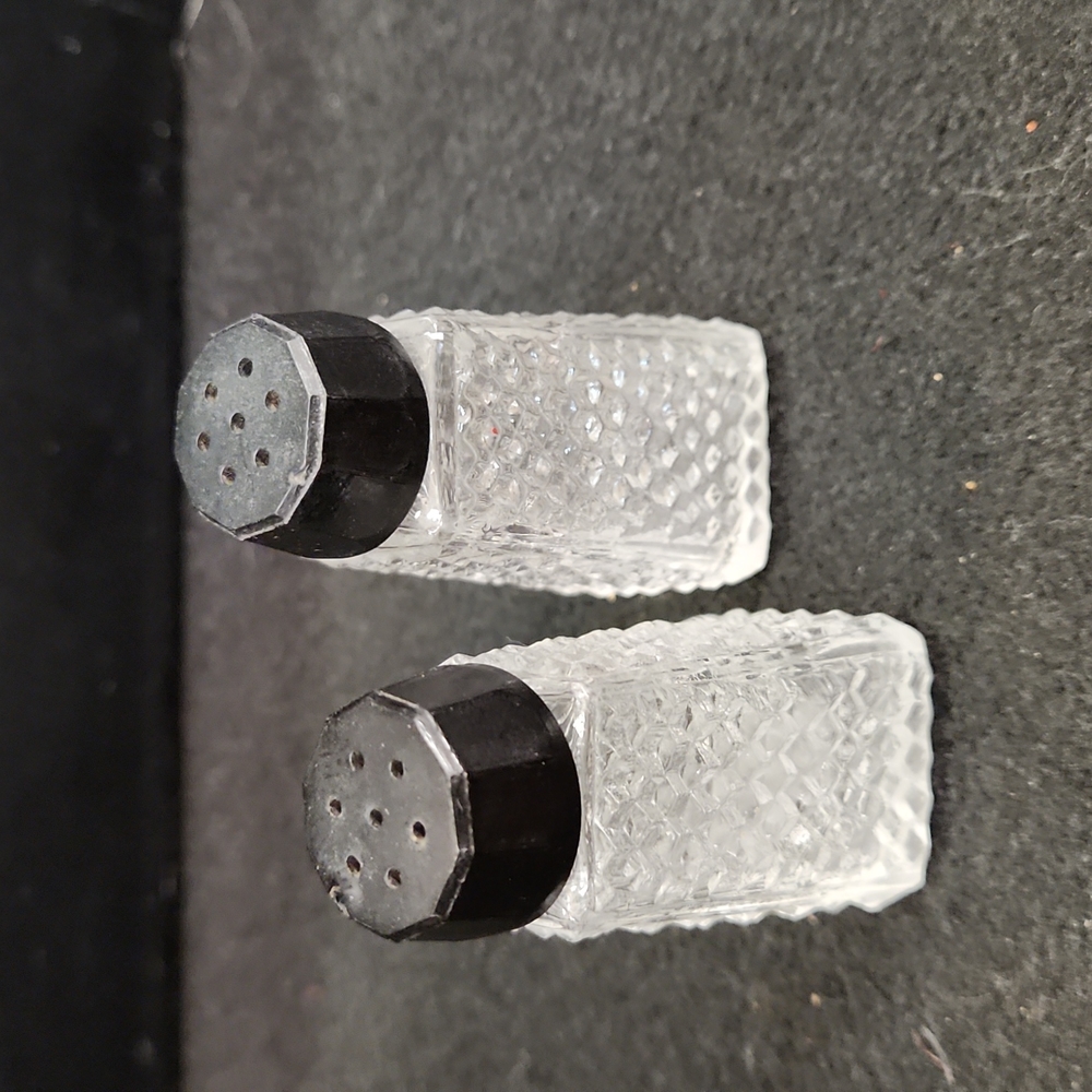 Pressed Glass S+P Shakers